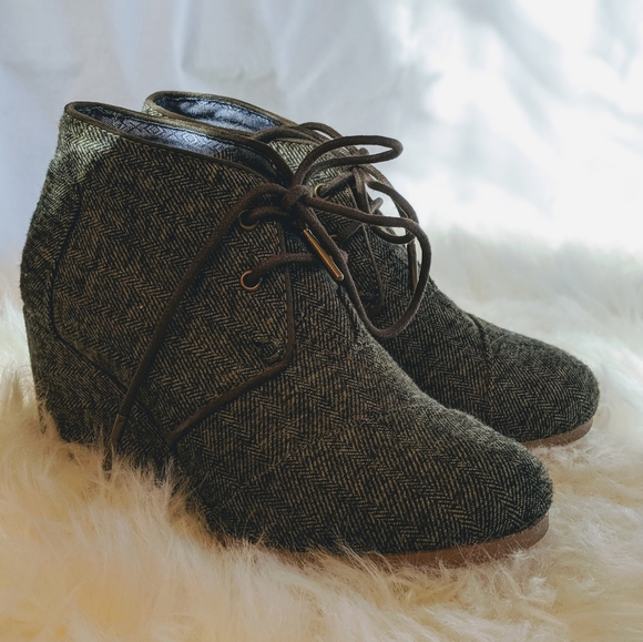 Toms Shoes - Tom's Wedge Booties